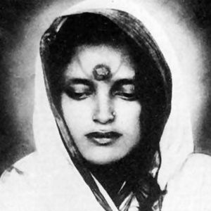 Meet your Posher, Amma